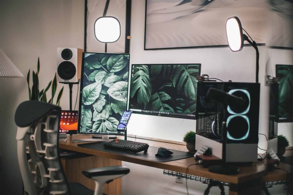 How to 'Haunt' Your House Using Smart Speakers 10 pexels roberto nickson 7238759